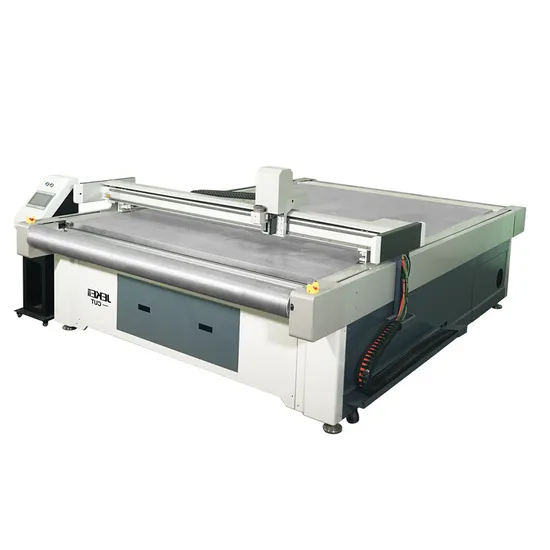 Automatic CNC Cardboard Cutting Table Paper Sticker Printing Cutting Machine Carton Box Cutting Plotter 